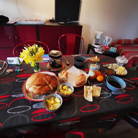 Gîtes&chambre D'hôtes - Appartement Aveze (Puy-de-Dome)
