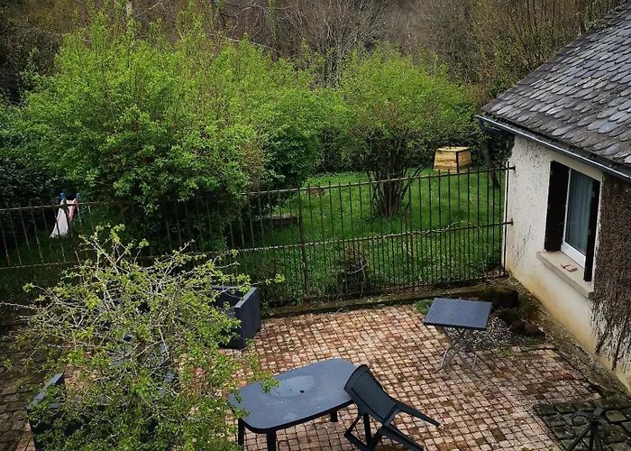 Gites & Chambre D'Hotes - Aveze Apartmán