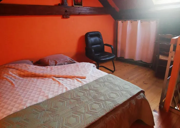 Gites & Chambre D'Hotes - Aveze Aveze (Puy-de-Dome)